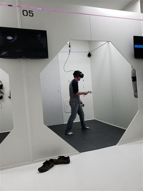 level up virtual reality arcade.